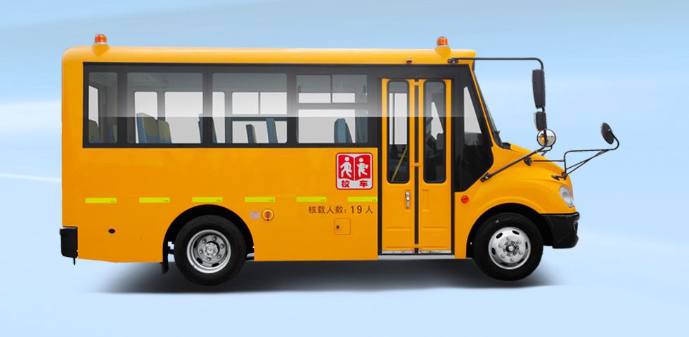 购买幼儿园校车时需要注意哪些问题？